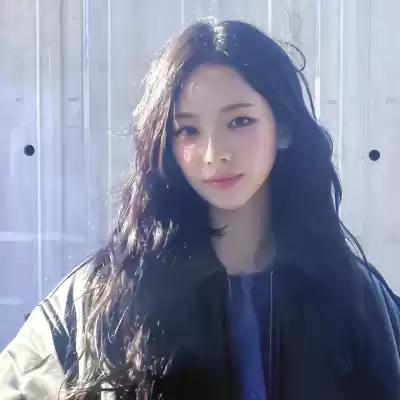 公奥婷